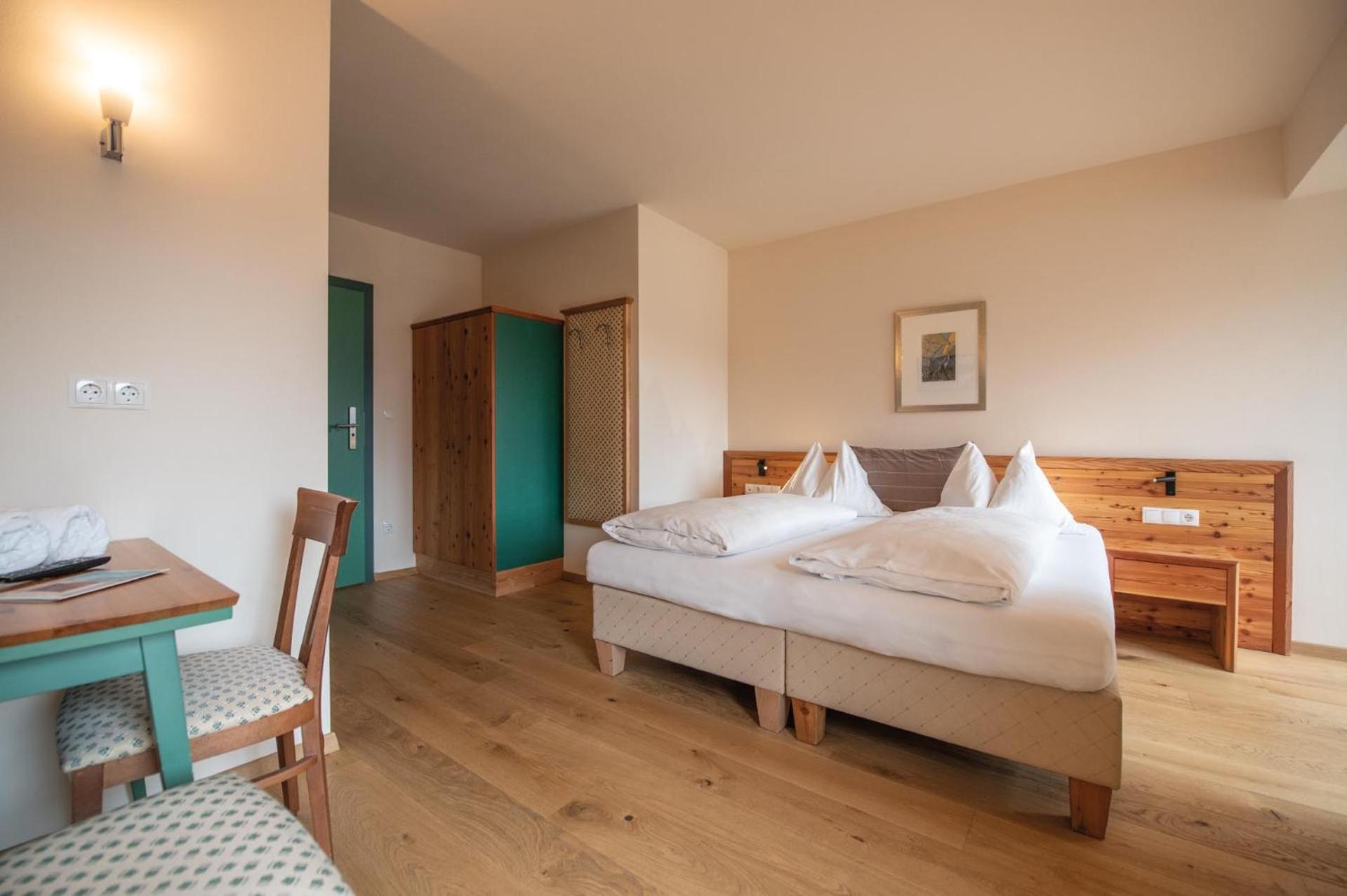 Hotel Gassenwirt Chienes Ngoại thất bức ảnh