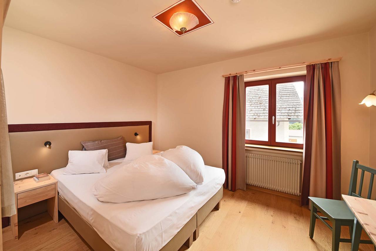 Hotel Gassenwirt Chienes Ngoại thất bức ảnh