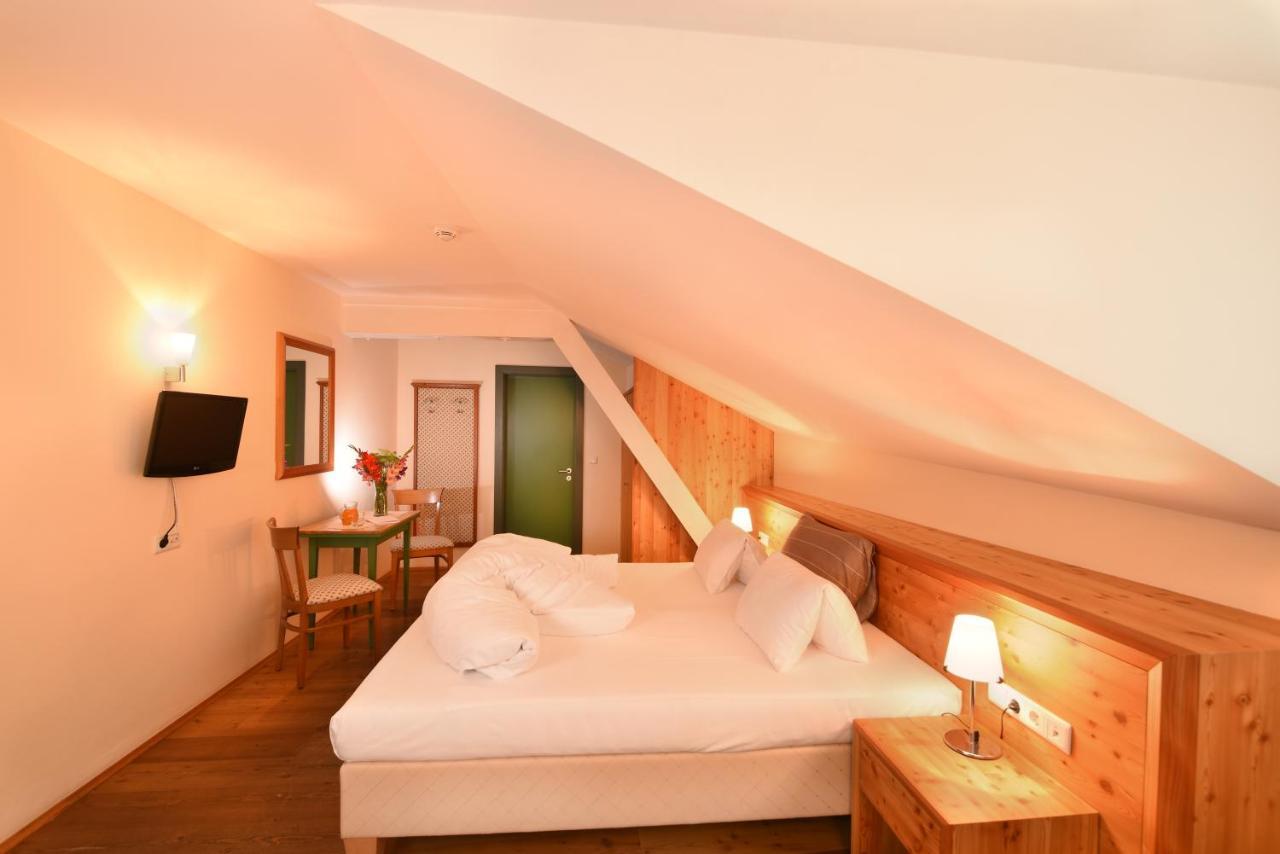 Hotel Gassenwirt Chienes Ngoại thất bức ảnh
